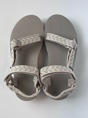 TEVA Midform Universal Geometric Chevron Sandals Gray Birch Women’s Size 8